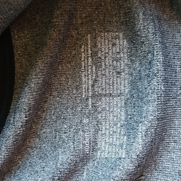 7 maternity bras - Picture 9 of 10